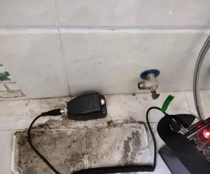 沧县屋顶漏水维修公司分享下卫生间漏水的危害及解决方法